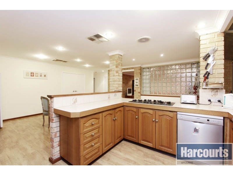 34 Blakers Ridge, Winthrop WA 6150