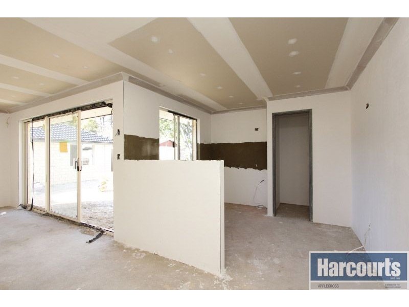 4/13-15 Bridge Street, Wilson WA 6107