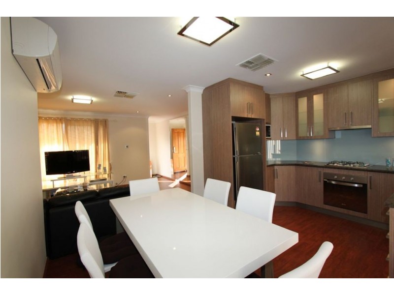 4/204 Bateman Road, Brentwood WA 6153