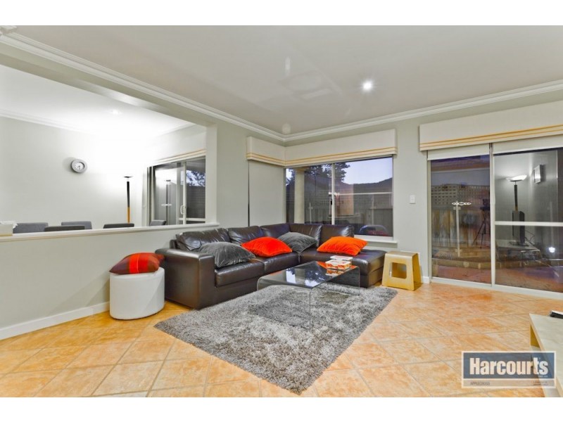 26A Rossmoyne Drive, Rossmoyne WA 6148