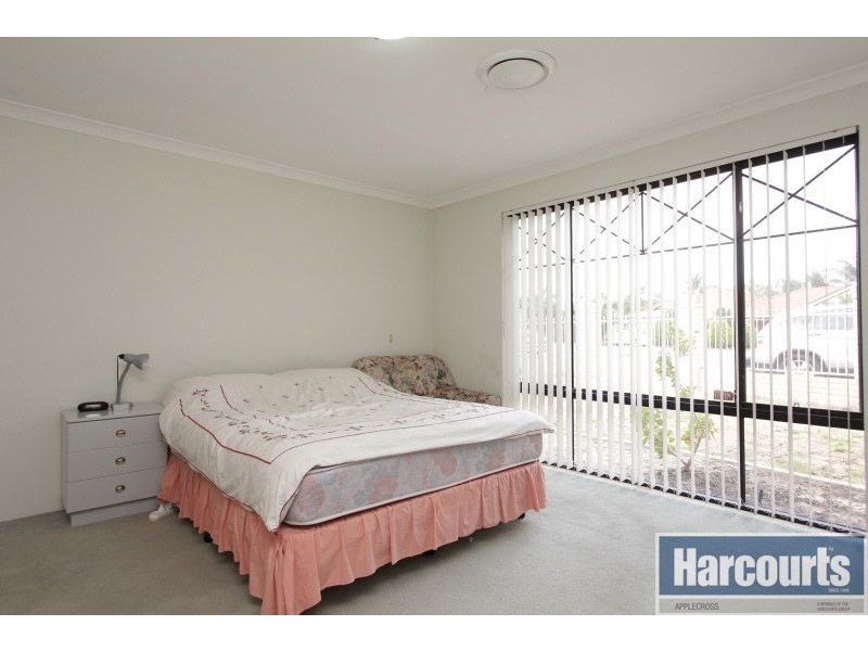 8 Keall Pass, Winthrop WA 6150