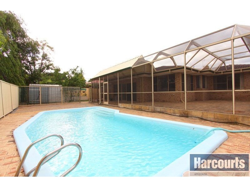 9 Barret-Lennard Parade, Winthrop WA 6150