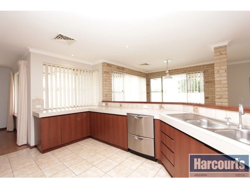9 Barret-Lennard Parade, Winthrop WA 6150