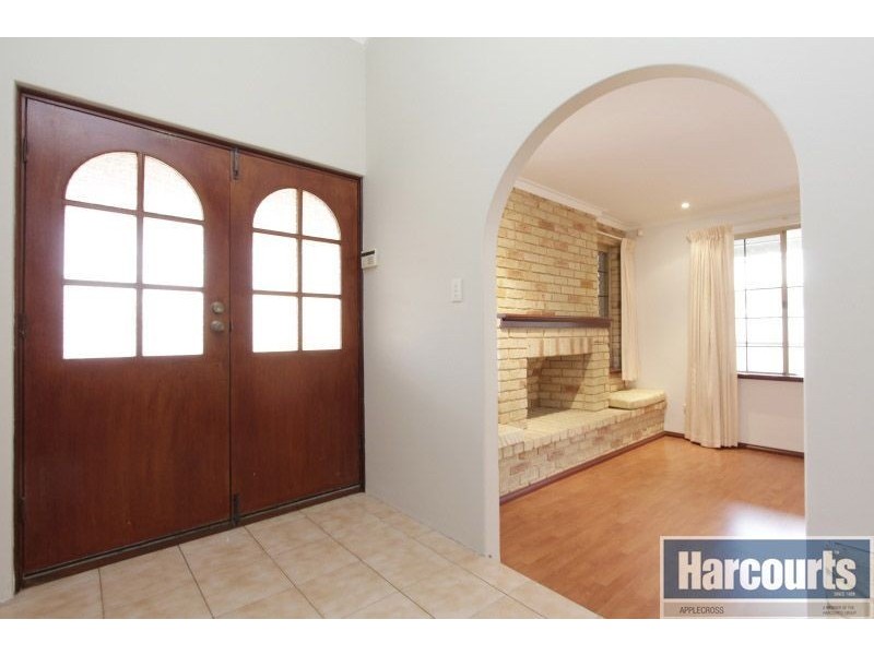 9 Barret-Lennard Parade, Winthrop WA 6150