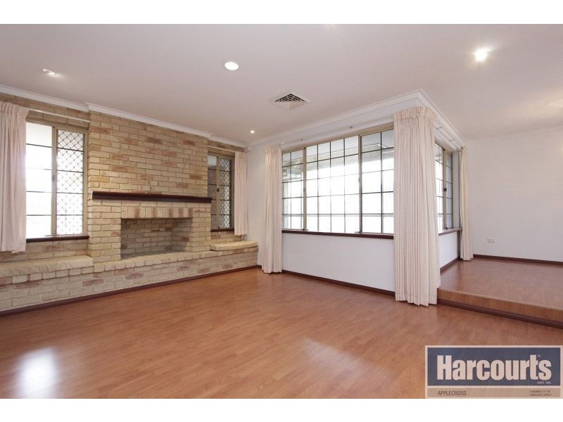 9 Barret-Lennard Parade, Winthrop WA 6150