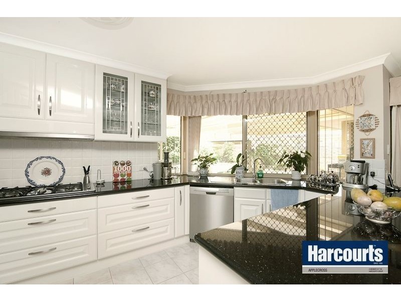 13 Mauldon Mews, Winthrop WA 6150