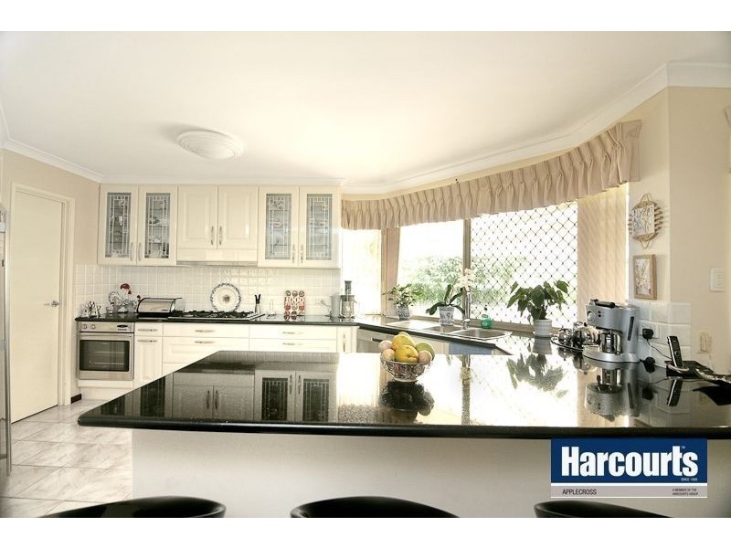 13 Mauldon Mews, Winthrop WA 6150