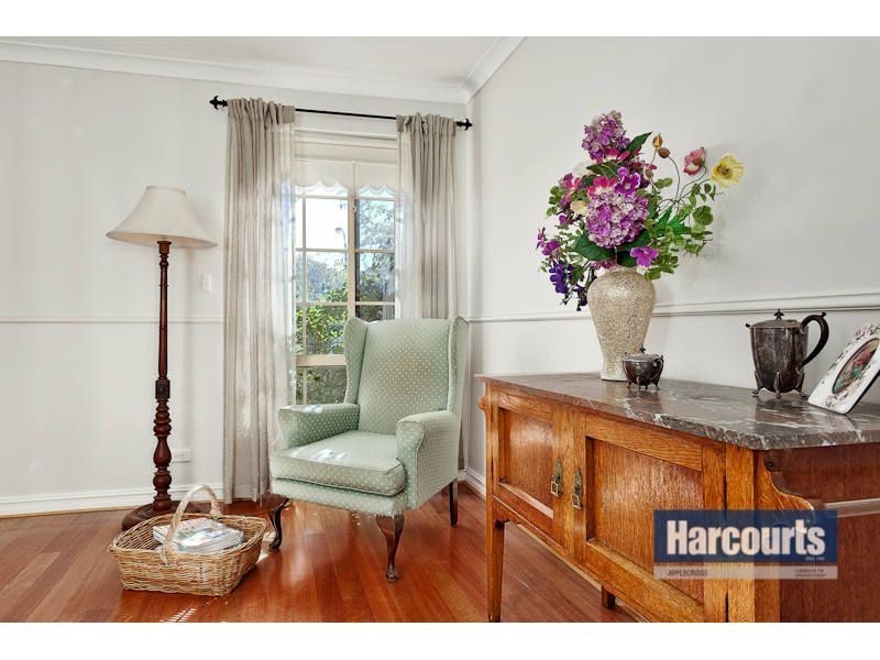 8 Kirwan Way, Winthrop WA 6150