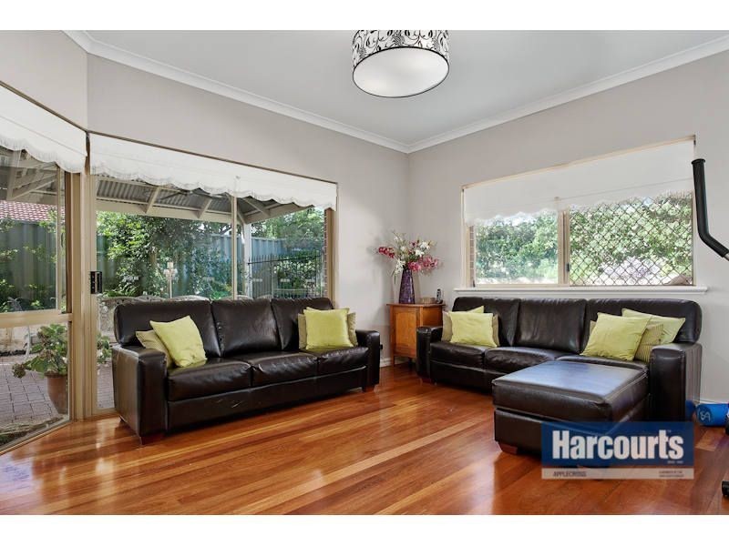 8 Kirwan Way, Winthrop WA 6150