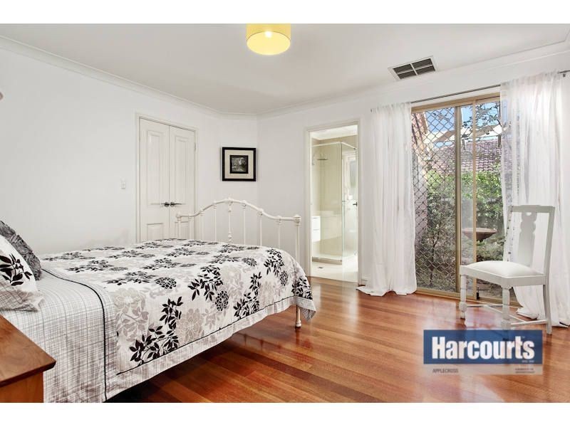 8 Kirwan Way, Winthrop WA 6150