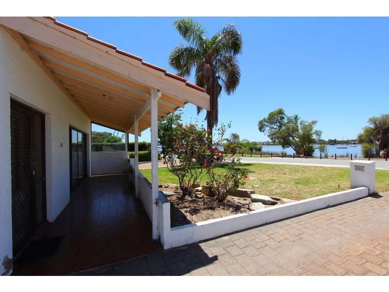43A Canning Beach Road, Applecross WA 6153