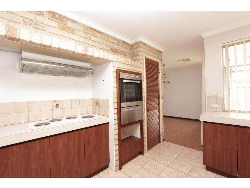 9 Barrett-Lennard Parade, Winthrop WA 6150