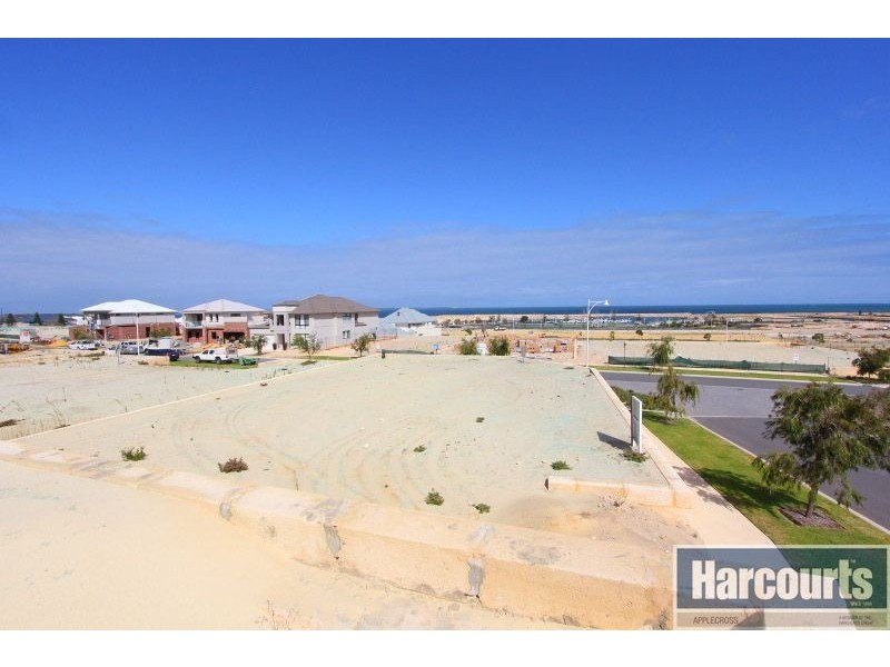 24 Hydaspe Vista, North Coogee WA 6163