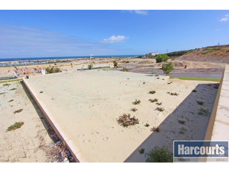 24 Hydaspe Vista, North Coogee WA 6163