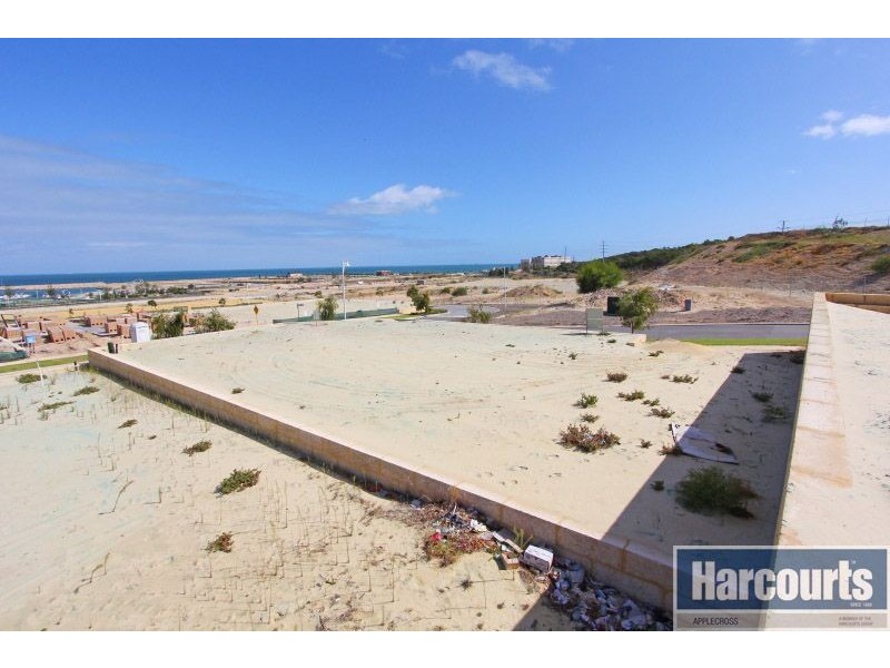 24 Hydaspe Vista, North Coogee WA 6163