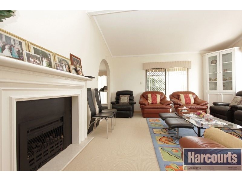 1 Portree Way, Ardross WA 6153