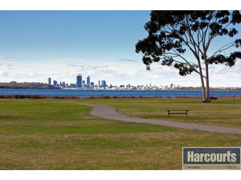 82 Burke Drive, Attadale WA 6156