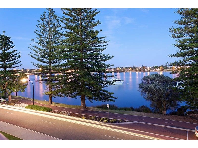93 The Esplanade, Mount Pleasant WA 6153