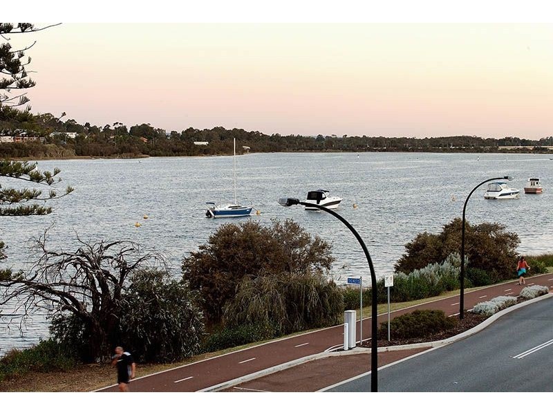 93 The Esplanade, Mount Pleasant WA 6153