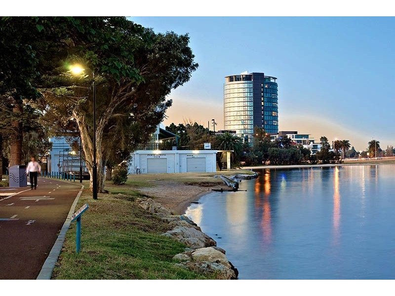 93 The Esplanade, Mount Pleasant WA 6153