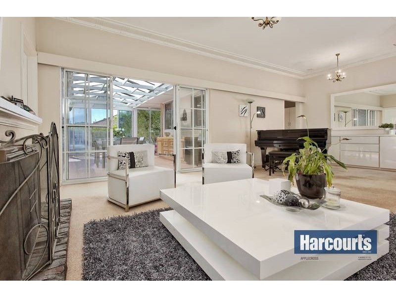 53 Waratah Avenue, Dalkeith WA 6009