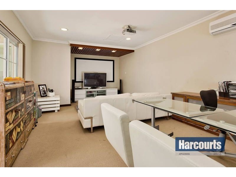 53 Waratah Avenue, Dalkeith WA 6009