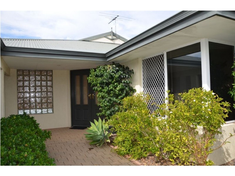 58 Kingsmill Gardens, Winthrop WA 6150