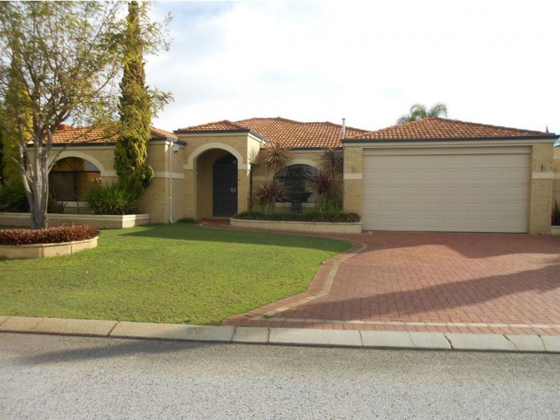 12 Connaught Gardens, Canning Vale WA 6155