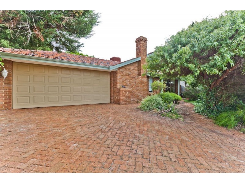 12 Richardson Arcade, Winthrop WA 6150