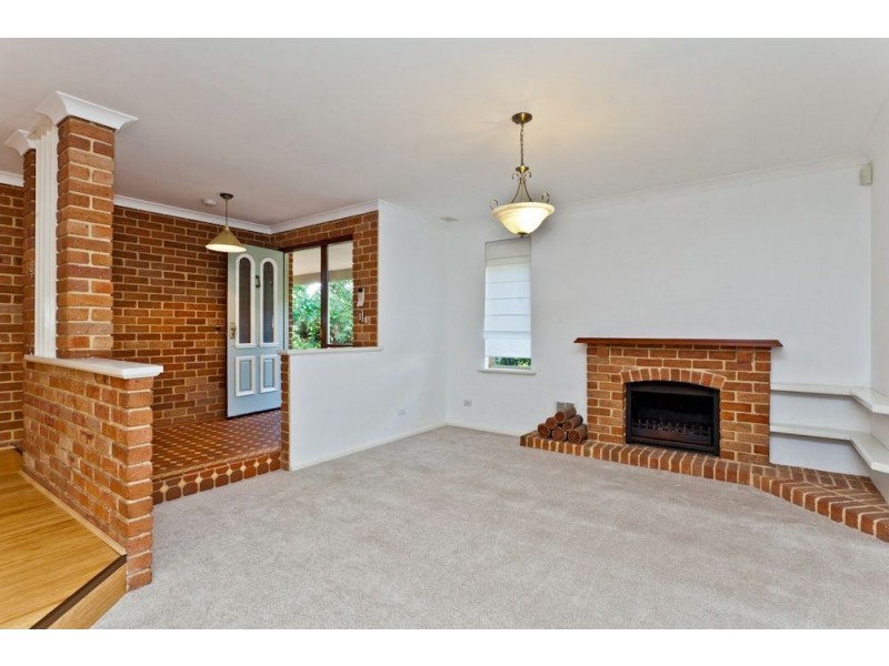 12 Richardson Arcade, Winthrop WA 6150