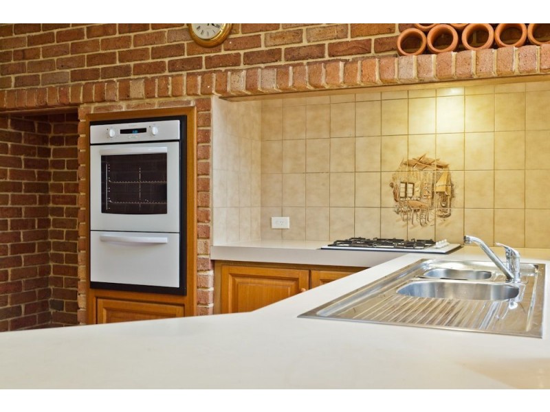 12 Richardson Arcade, Winthrop WA 6150