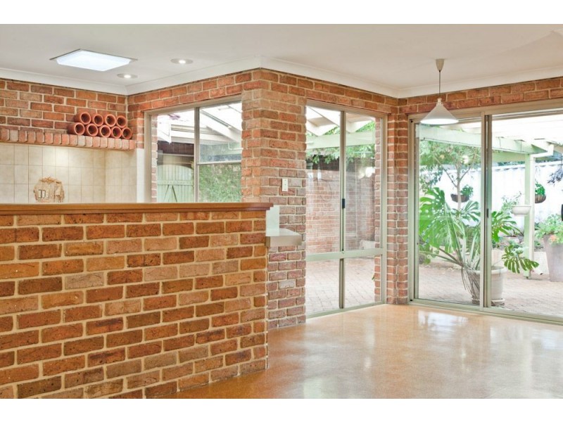 12 Richardson Arcade, Winthrop WA 6150