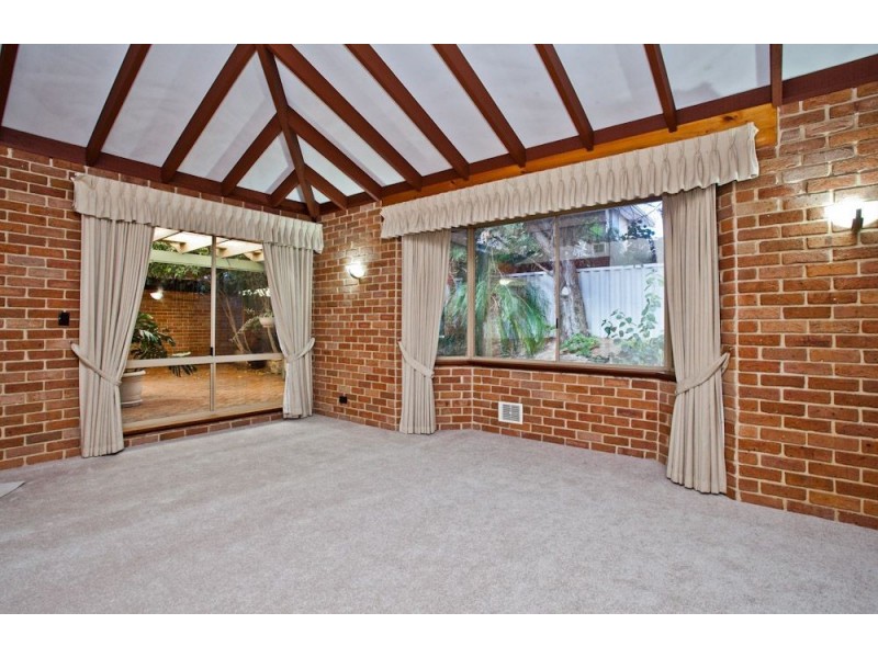 12 Richardson Arcade, Winthrop WA 6150