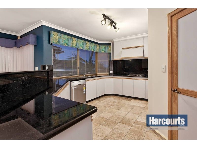 17 Riley Road, Kardinya WA 6163