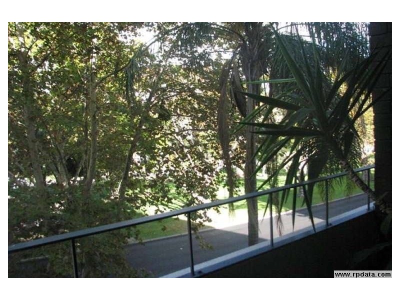 11/132 Mounts Bay Road, Perth WA 6000