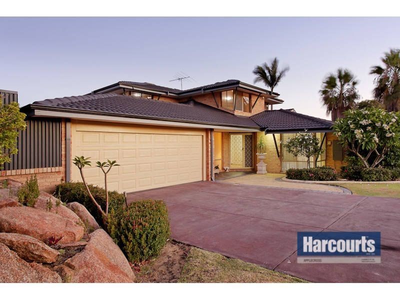 12 Burrows Place, Winthrop WA 6150