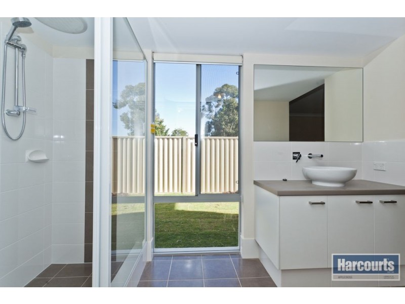 1 Thorman Place, Booragoon WA 6154