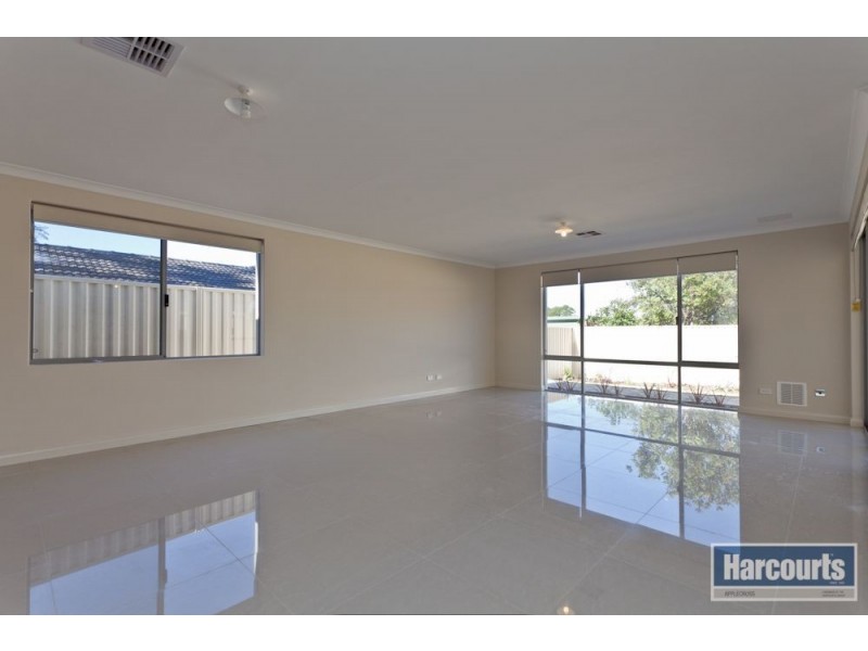 59 Coomoora Road, Booragoon WA 6154