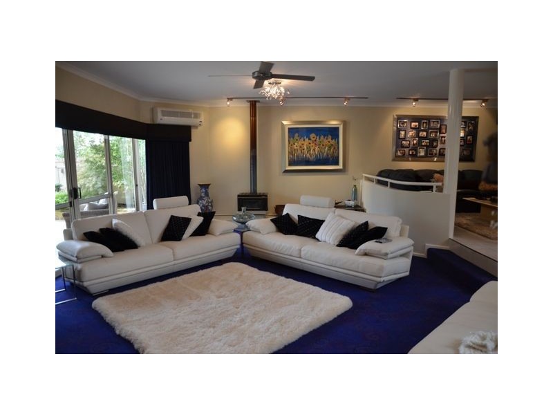 10 Sobotka Place, Winthrop WA 6150