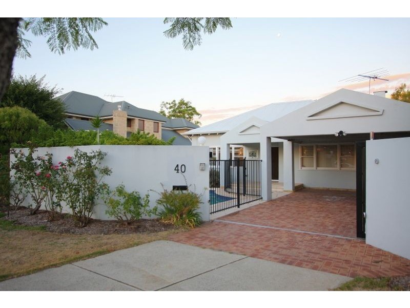 40 Tain Street, Applecross WA 6153