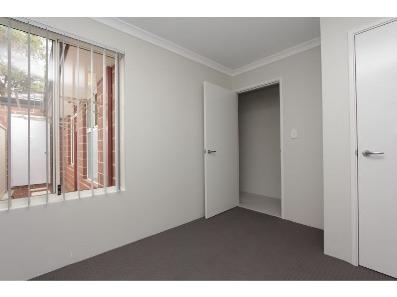 5 Delrosso Place, O’connor WA 6163