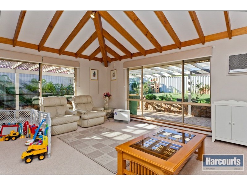 14 Kirwan Way, Winthrop WA 6150