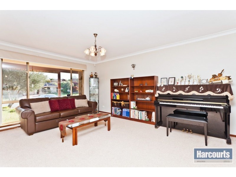14 Kirwan Way, Winthrop WA 6150