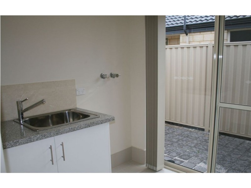 8/13-15 Bridge Street, Wilson WA 6107