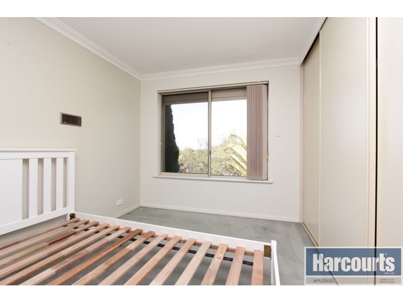 5 Colebatch Hill, Kardinya WA 6163