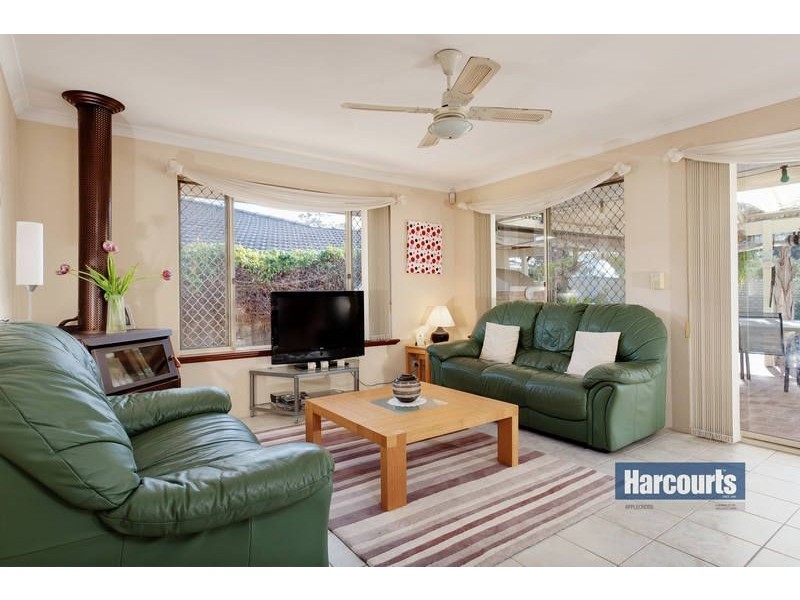 52 Northmore Crescent, Winthrop WA 6150