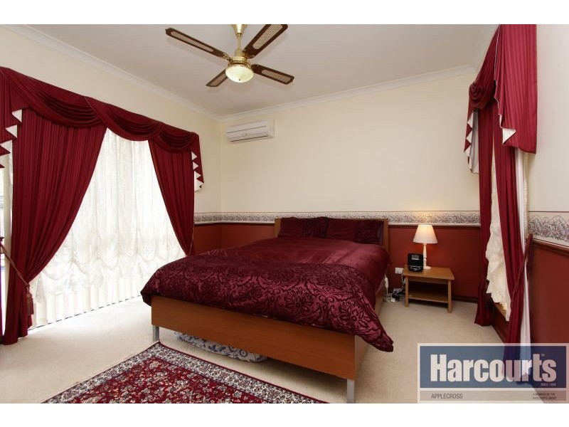2 Craig Place, Winthrop WA 6150