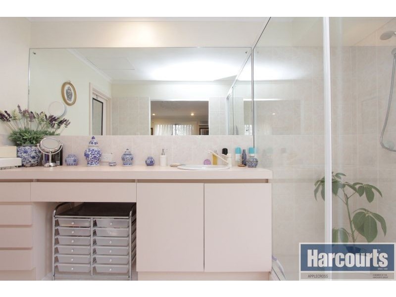 21 Marcus Avenue, Booragoon WA 6154