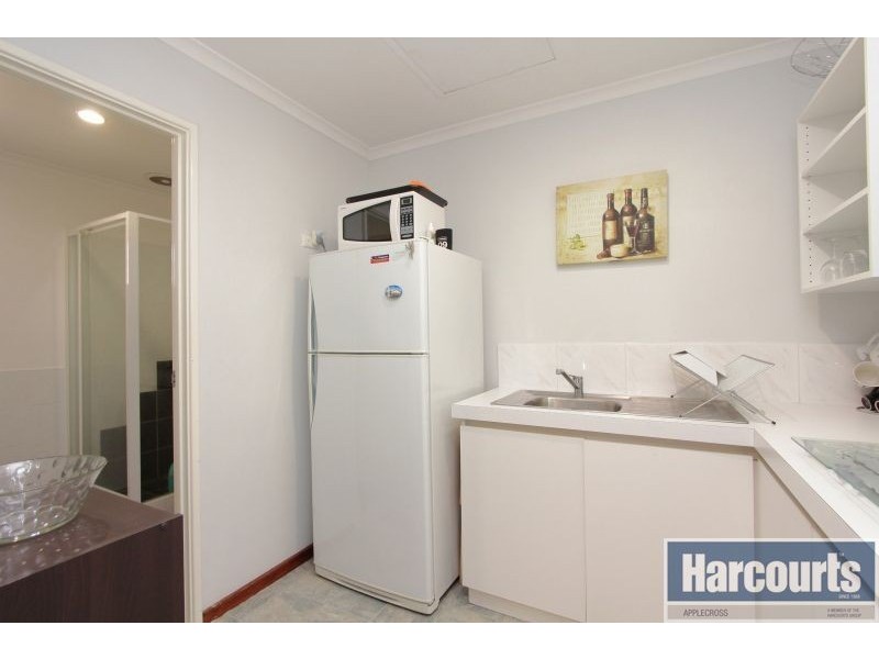 21 Marcus Avenue, Booragoon WA 6154