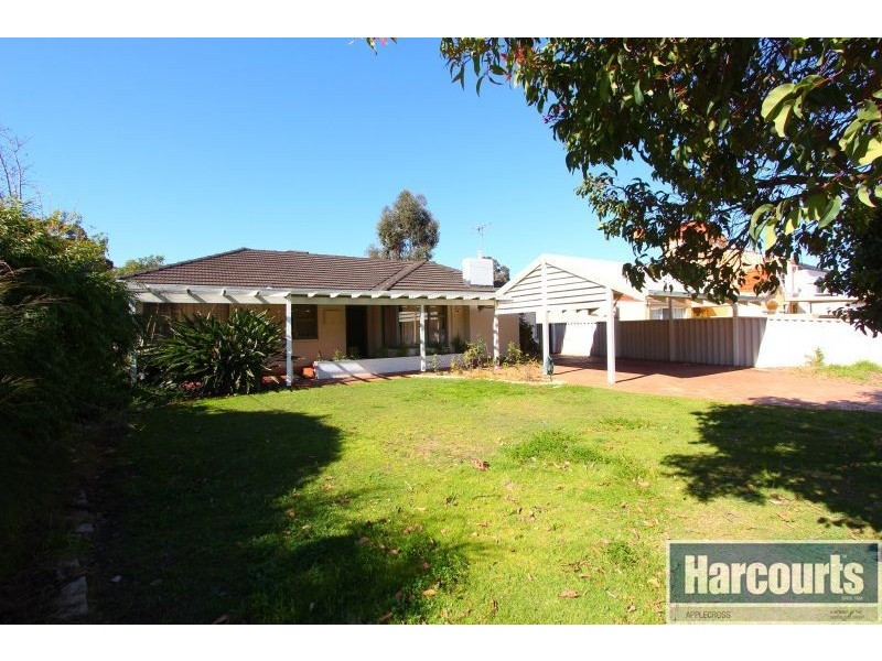 32 Ardessie Street, Ardross WA 6153